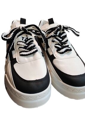 Black and White Chunky Sneakers